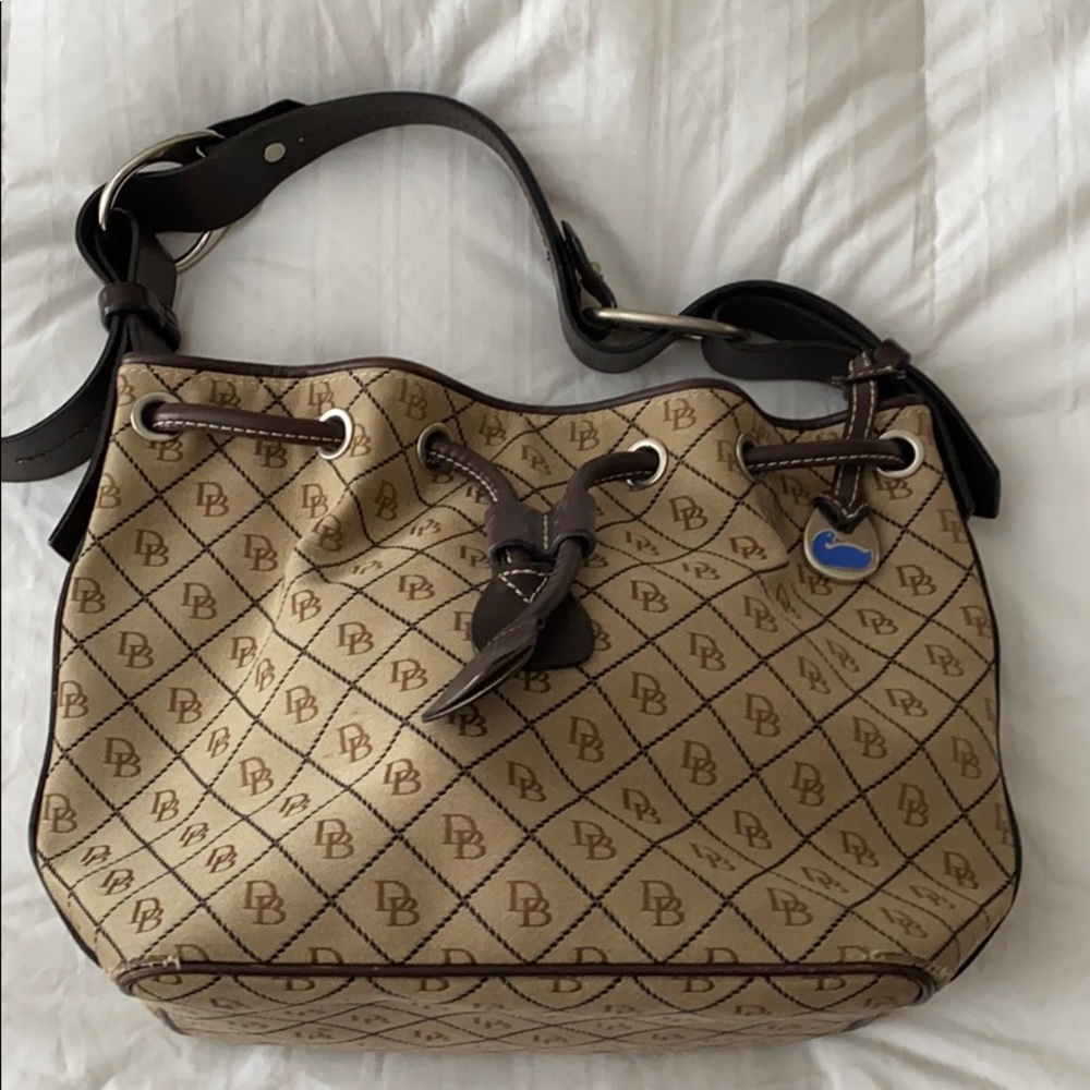 Dooney & Bourke medium DB shoulder bag